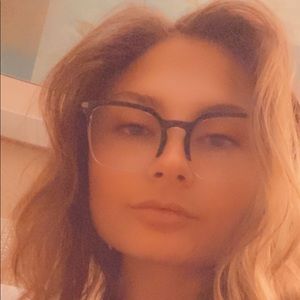 Meet your Posher, Makaylee